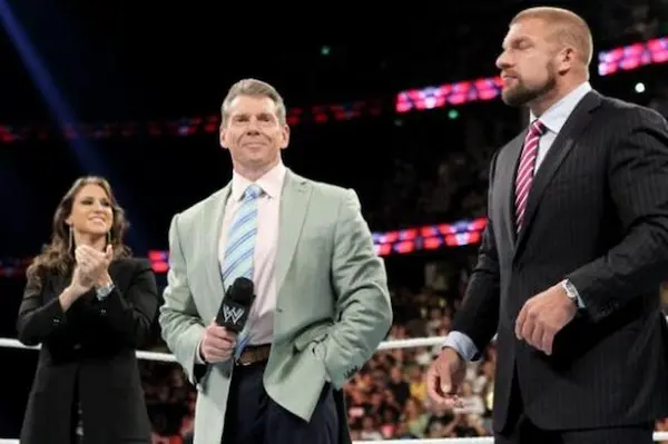 Triple H fait mieux que Vince McMahon